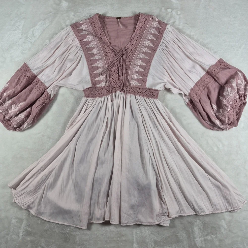 Free People Mauve Swoon Mini Dress Women's‎ XS Pink Boho Embroidered Lace Casual
